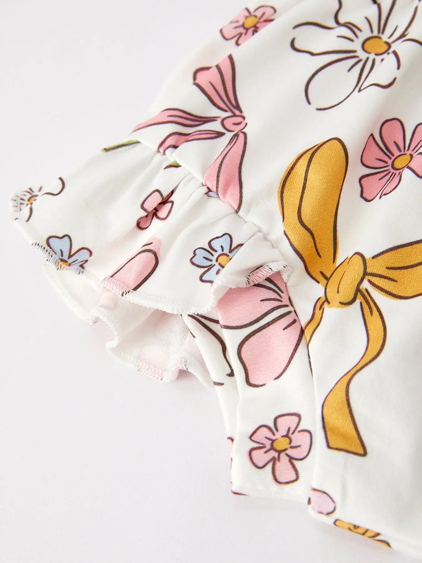 Multicolor Bow Print Suspender Romper Set